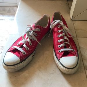 Red Converse All Star Chuck Taylor 7.5 W
